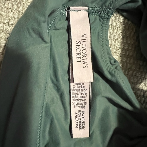 Victoria Secret bralette. Size XS. Super comfy. - Picture 4 of 5